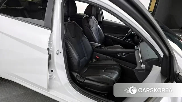 Hyundai Avante (CN7) 2021 Белый из Кореи, фото 3