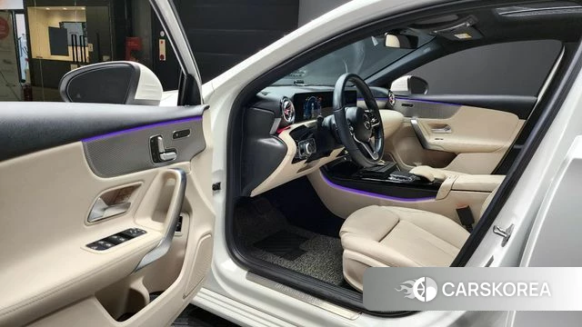 Mercedes-Benz A-Class W177 2020 Белый из Кореи, фото 3