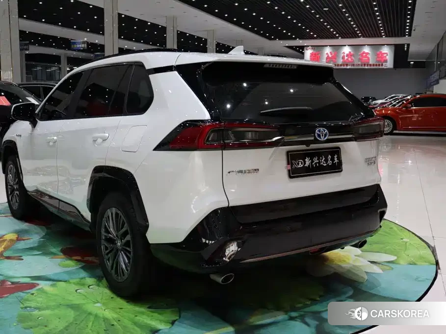 Toyota Wildlander 2025 Белый из Китая, фото 3