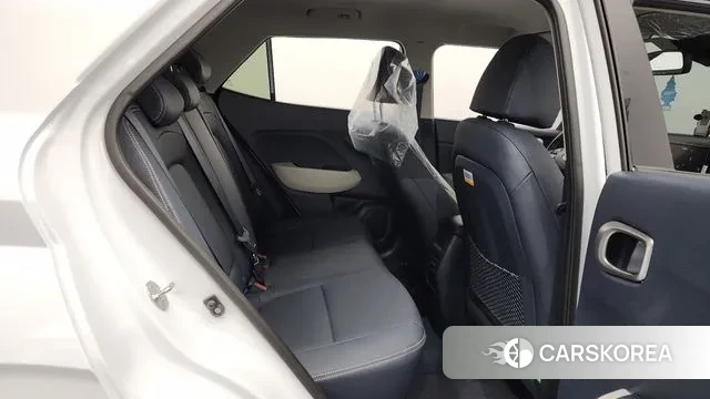 Hyundai Venue 2024 Белый из Кореи, фото 3