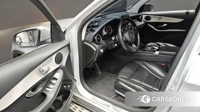 Mercedes-Benz GLC-Class X253 2018 Серебряный из Кореи, фото 3