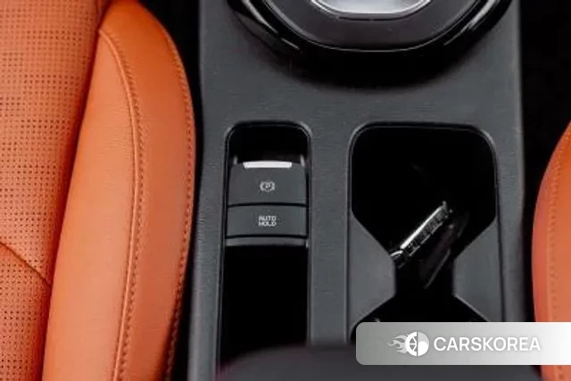 Kia The New K3 2nd generation 2023 Белый из Кореи, фото 3