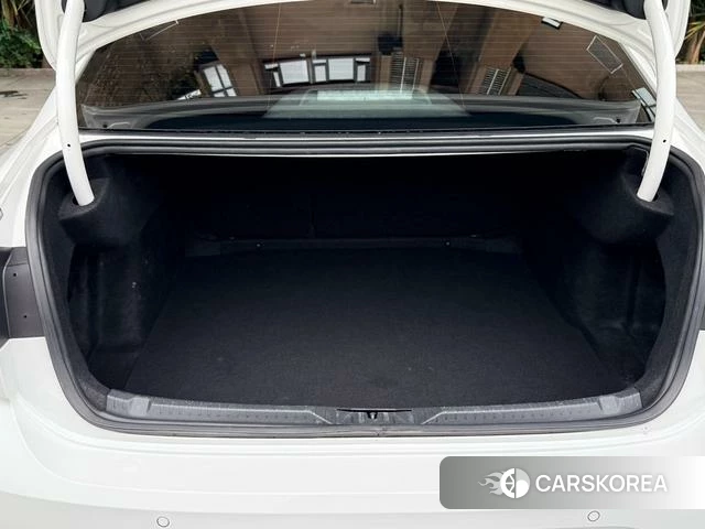 Volkswagen Lingdu 2021 Белый из Китая, фото 3