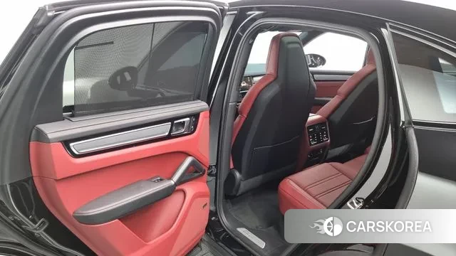 Porsche Cayenne (PO536) 2022 Черный из Кореи, фото 3