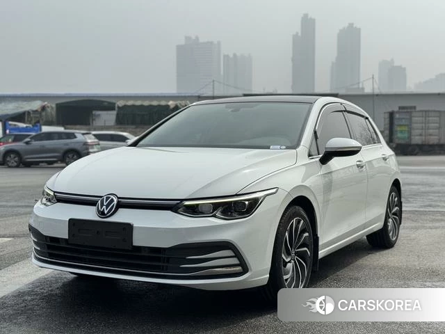 Volkswagen Golf 2021 Белый из Китая, фото 3