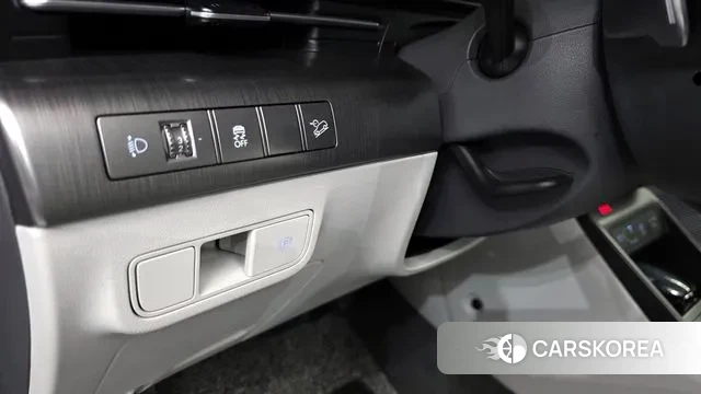 Hyundai Kona (SX2) 2024 Белый из Кореи, фото 3