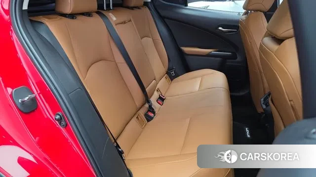 Lexus UX300e 2022 Красный из Кореи, фото 3