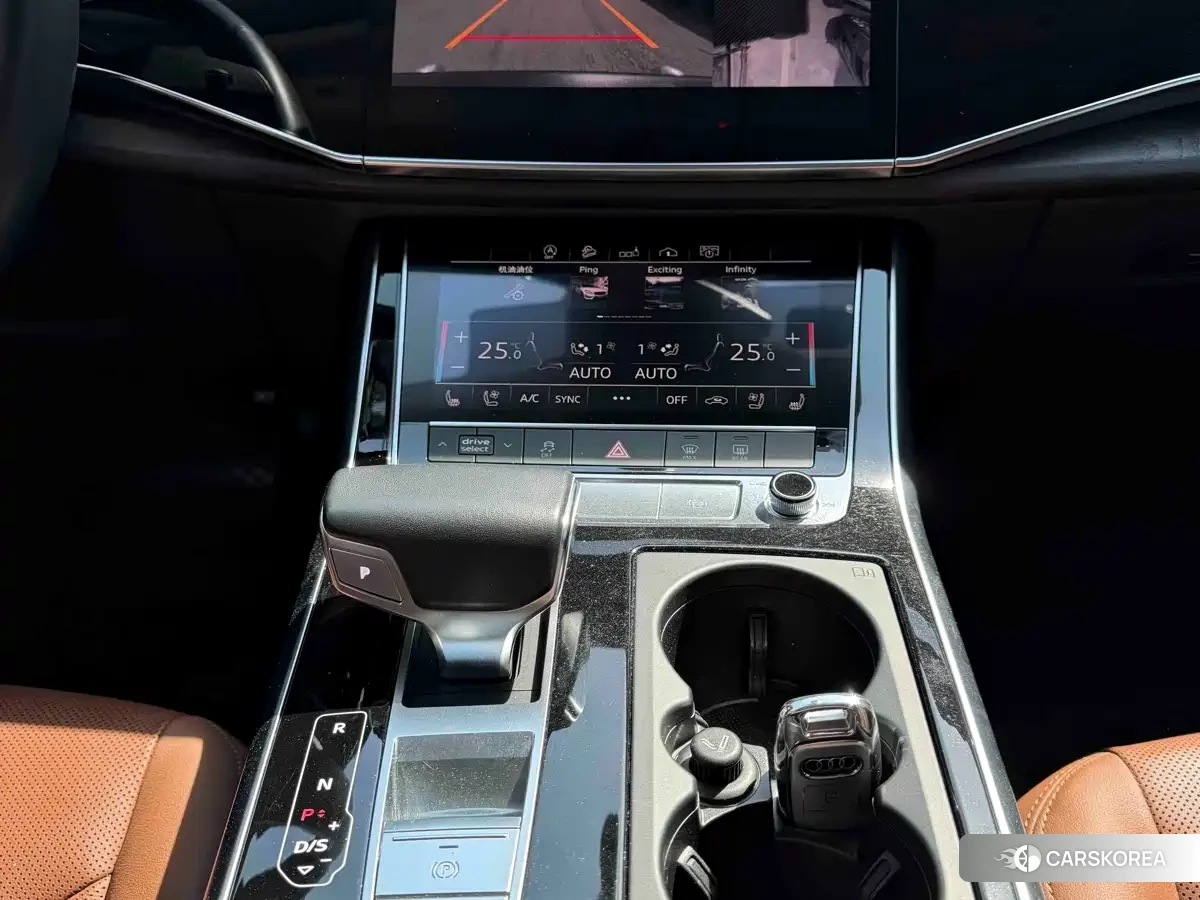 Audi Q8 2019 Черный из Китая, фото 3