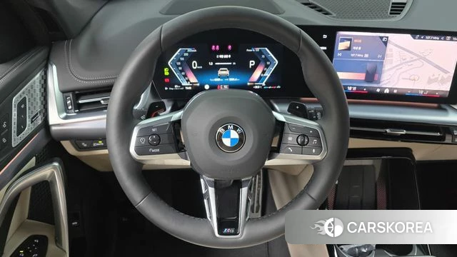 BMW X1 (U11) 2025 Серебристо-серый из Кореи, фото 3