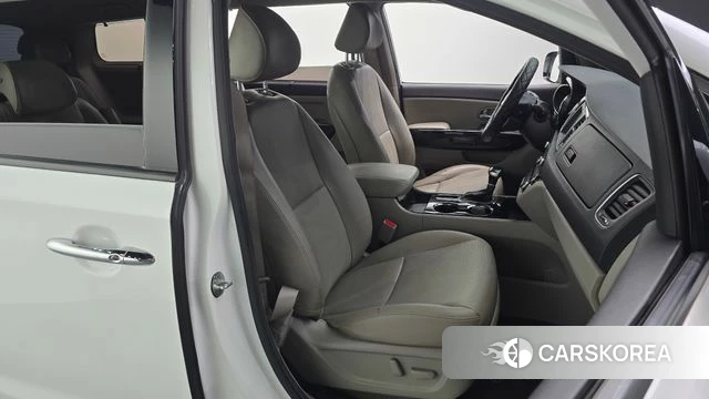 Kia The New Carnival 2018 Белый из Кореи, фото 3