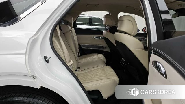 Genesis GV70 2021 Белый из Кореи, фото 3