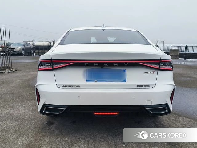 Chery Arrizo 8 2023 Белый из Китая, фото 3