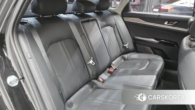 Kia K5 Hybrid 3rd Generation 2023 Черный из Кореи, фото 3