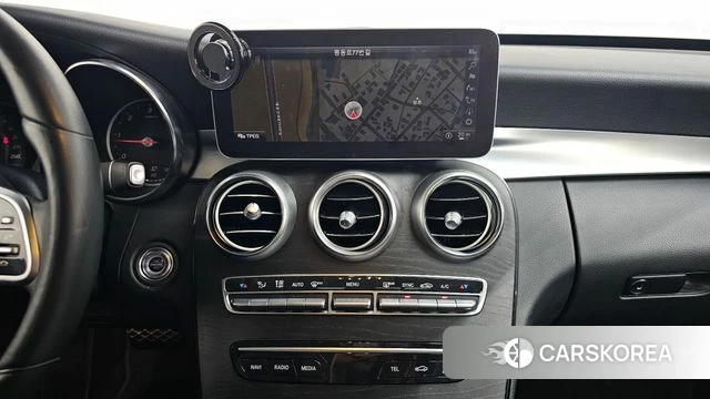 Mercedes-Benz C-Class W205 2019 Белый из Кореи, фото 3