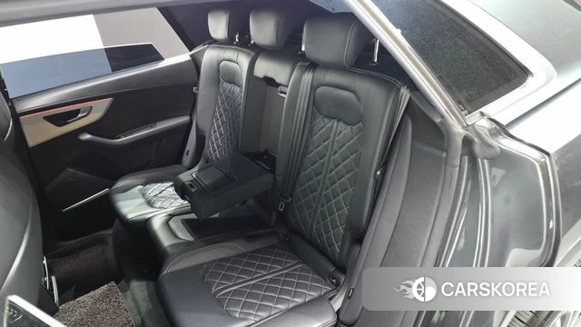 Audi Q8 (4M) 2021 Серый из Кореи, фото 3
