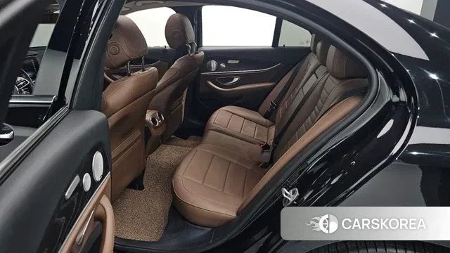 Mercedes-Benz E-Class W213 2019 Черный из Кореи, фото 3