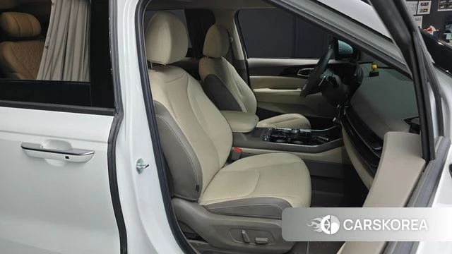 Kia The New Carnival 4th Generation 2024 Белый из Кореи, фото 3