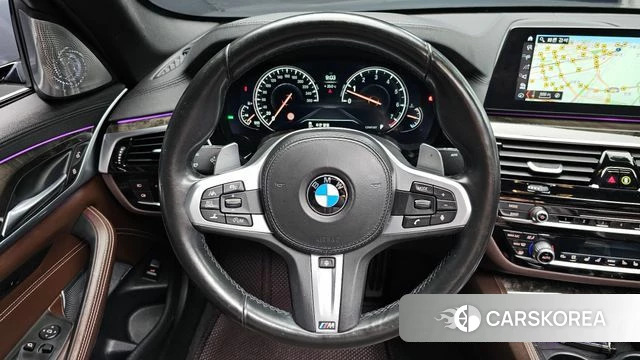 BMW 5 Series (G30) 2018 Серый из Кореи, фото 3