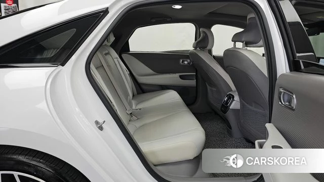 Hyundai Ionic 6 2022 Белый из Кореи, фото 3