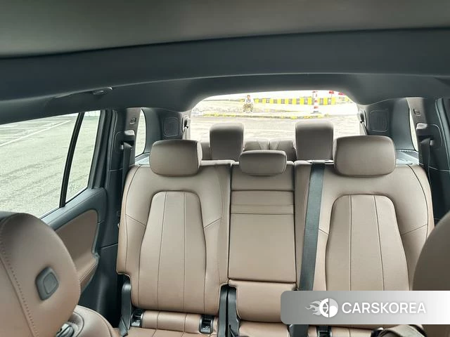 Mercedes-Benz GLB 2022 Темно-серый из Китая, фото 3