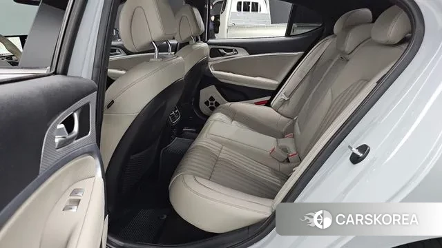 Genesis The New G70 2021 Серебристо-серый из Кореи, фото 3