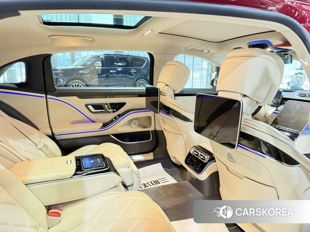 Mercedes-Benz Maybach S-class 2022 Красный из Китая, фото 3
