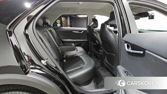 Kia Di All New Niro EV 2023 Черный из Кореи, фото 3