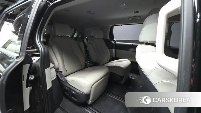 Kia Carnival 4th generation 2023 Черный из Кореи, фото 3