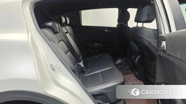 Kia Sportage The Bold 2018 Белый из Кореи, фото 3