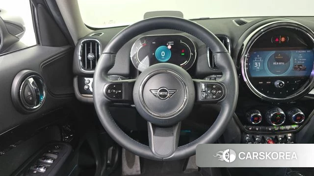 Mini Cooper Countryman 2022 Черный из Кореи, фото 3