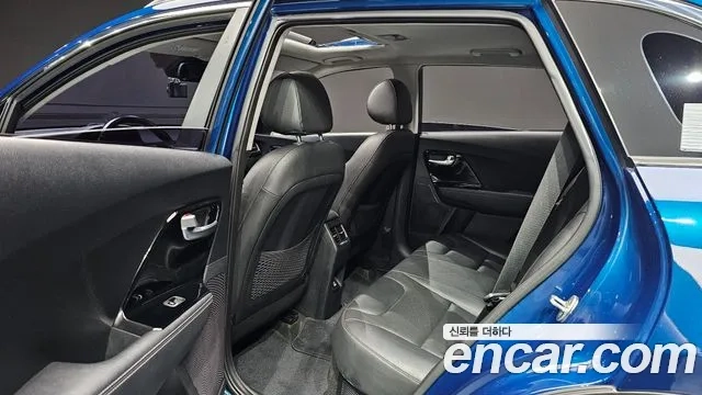 Kia Niro 2018 Синий из Кореи, фото 3