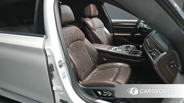 BMW 7 Series (G11) 2020 Белый из Кореи, фото 3