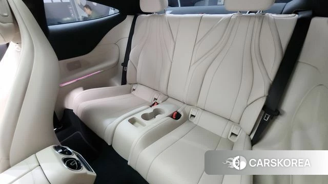 Mercedes-Benz CLE-Class C236 2024 Белый из Кореи, фото 3