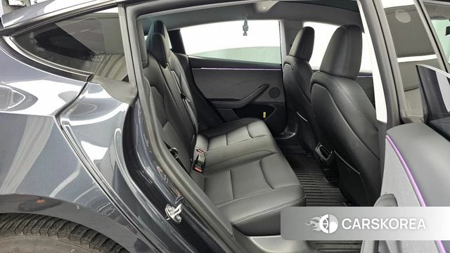 Tesla Model 3 2025 Серый из Кореи, фото 3