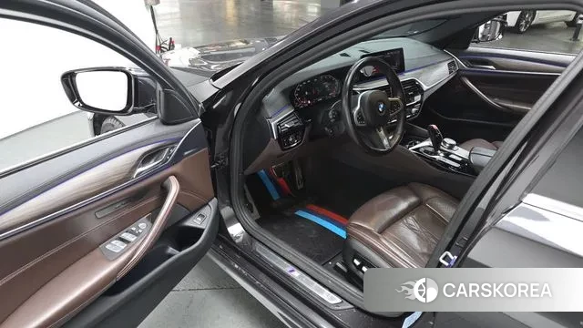 BMW 5 Series (G30) 2020 Серый из Кореи, фото 3