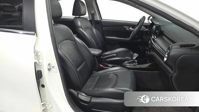 Kia Come New K3 2018 Белый из Кореи, фото 3