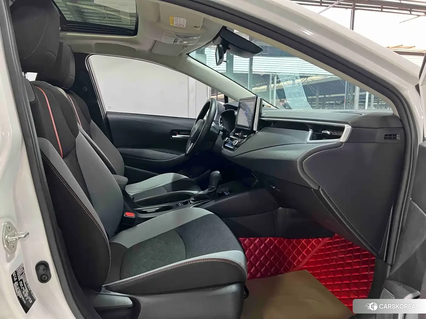 Toyota Corolla 2022 Белый из Китая, фото 3