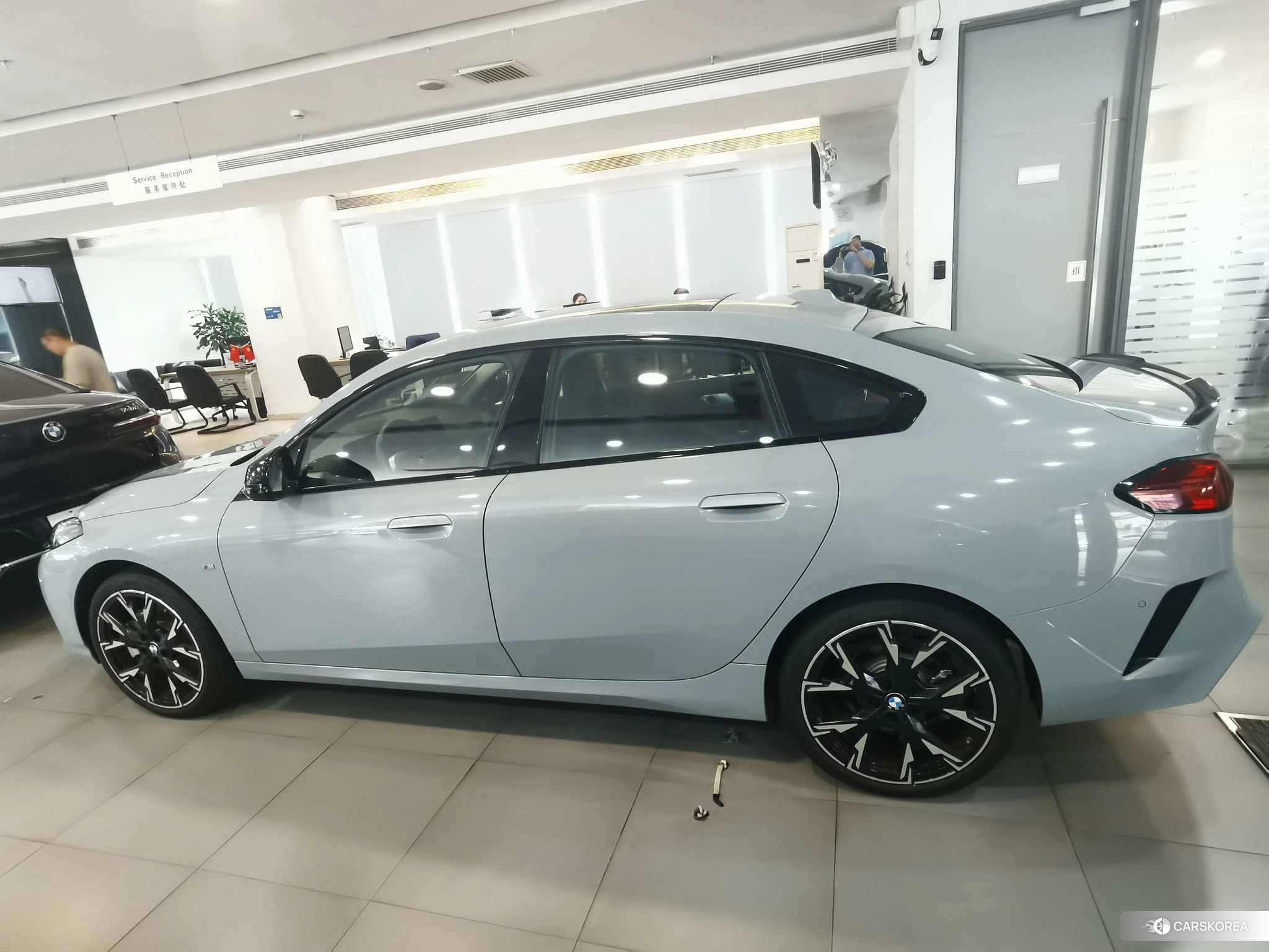 BMW 2 series 2025 Серебристо-серый из Китая, фото 3