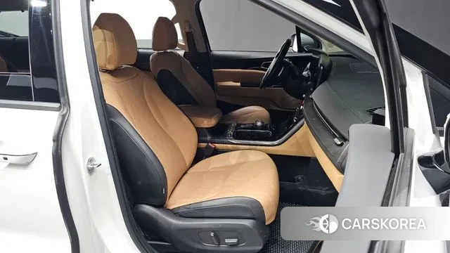 Kia Carnival 4th generation 2022 Белый из Кореи, фото 3