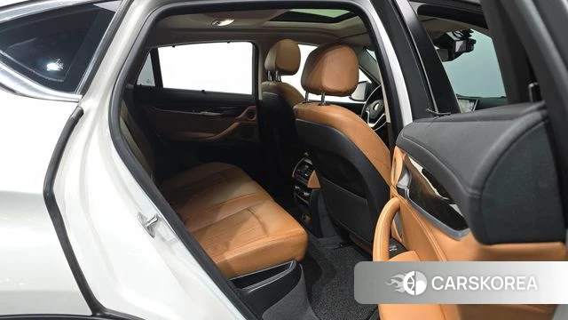 BMW X6 (F16) 2018 Белый из Кореи, фото 3