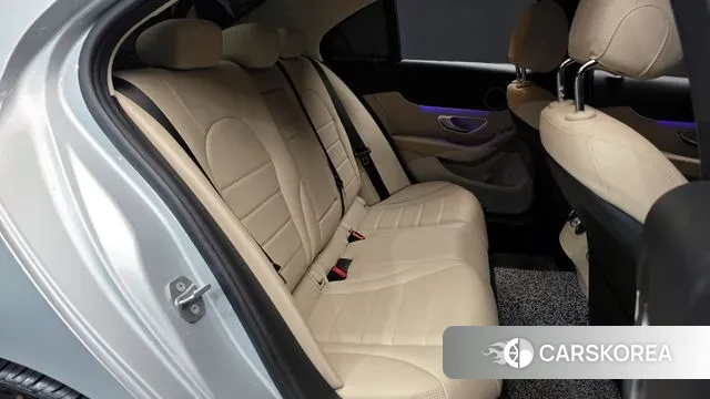 Mercedes-Benz C-Class W205 2019 Серебристо-серый из Кореи, фото 3