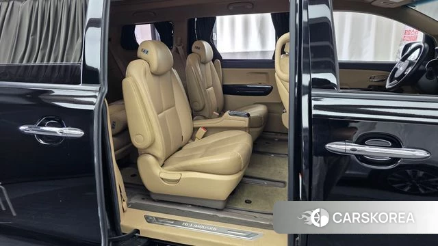 Kia The New Carnival 2019 Черный из Кореи, фото 2