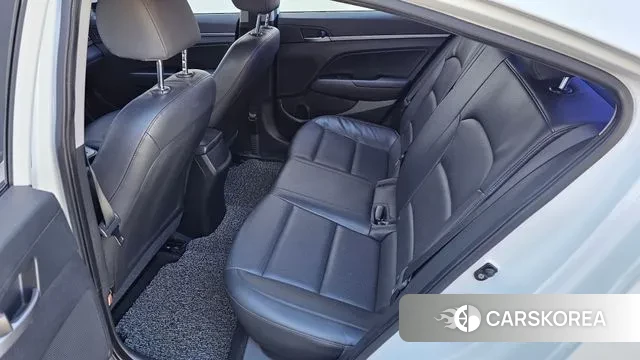 Hyundai Avante AD 2018 Белый из Кореи, фото 3