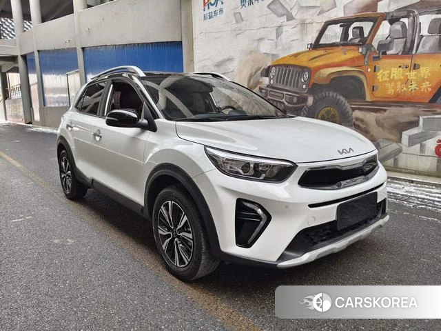 Kia Yi Ran 2024 Белый из Китая, фото 3
