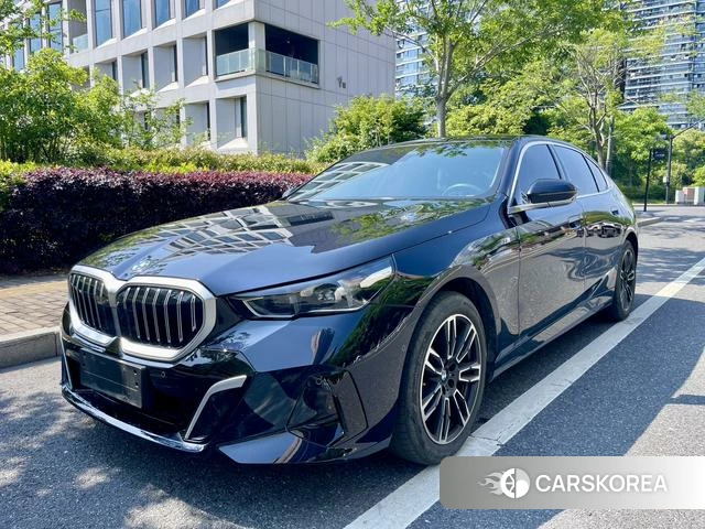 BMW 5 series 2025 Черный из Китая, фото 3