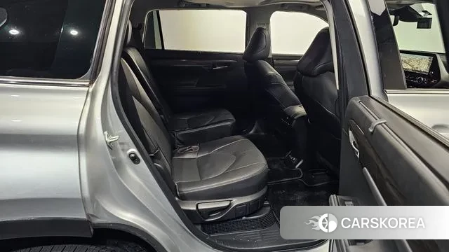 Toyota Highlander 4th Generation 2023 Серебристо-серый из Кореи, фото 3