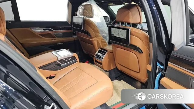 BMW 7 Series (G11) 2018 Черный из Кореи, фото 3