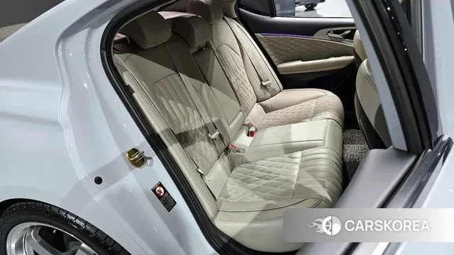 Genesis G70 2018 Серебристо-серый из Кореи, фото 3