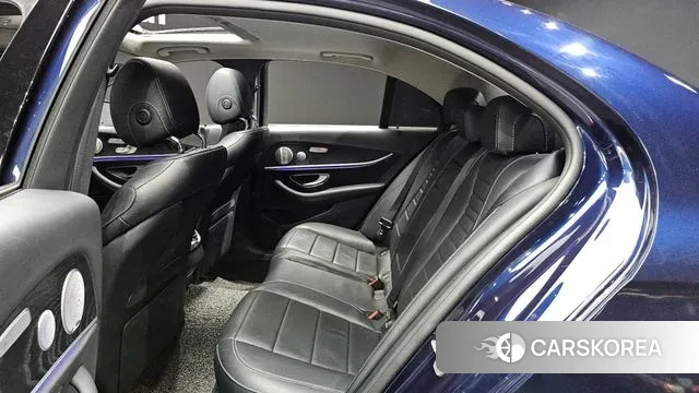 Mercedes-Benz E-Class W213 2019 Синий из Кореи, фото 3