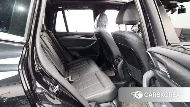 BMW X3 (G01) 2022 Черный из Кореи, фото 3